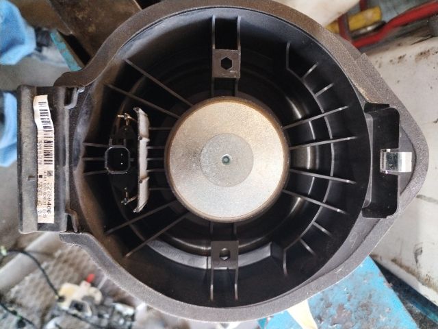 bontott OPEL ZAFIRA C Jobb hátsó Hangszóró