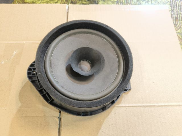 bontott OPEL ZAFIRA C Jobb hátsó Hangszóró