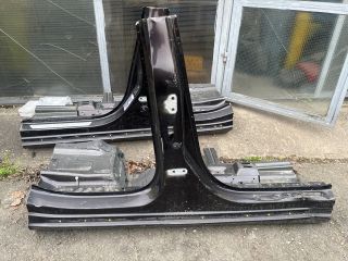 bontott OPEL ZAFIRA C Jobb Küszöb