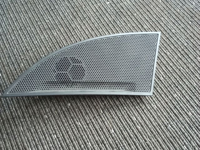 bontott OPEL ZAFIRA C Jobb Műszerfal Hangszóró