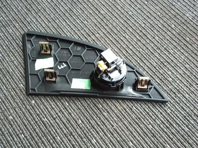 bontott OPEL ZAFIRA C Jobb Műszerfal Hangszóró