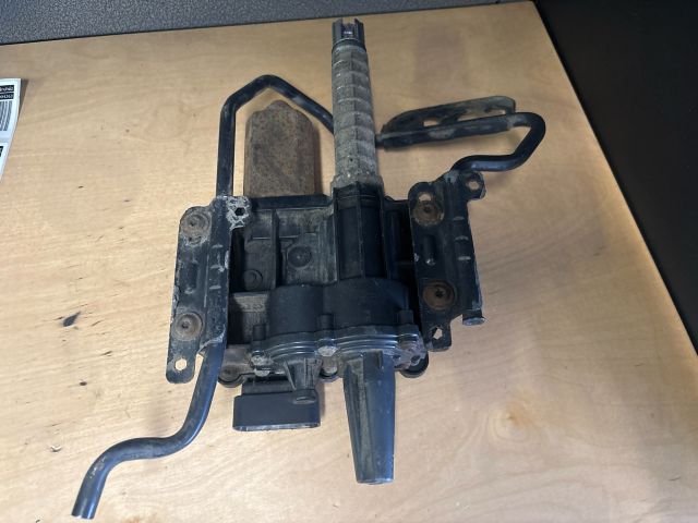 bontott OPEL ZAFIRA C Kézifék Motor