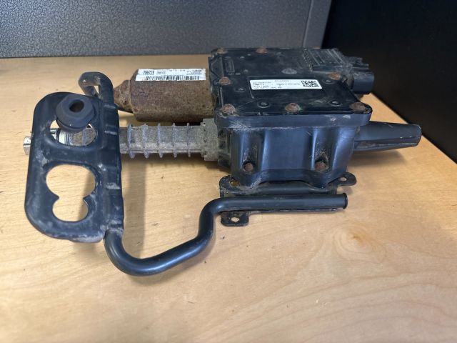 bontott OPEL ZAFIRA C Kézifék Motor