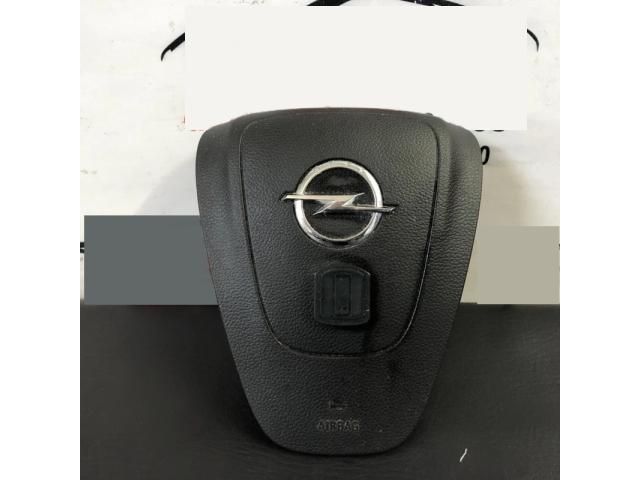 bontott OPEL ZAFIRA C Kormánylégzsák