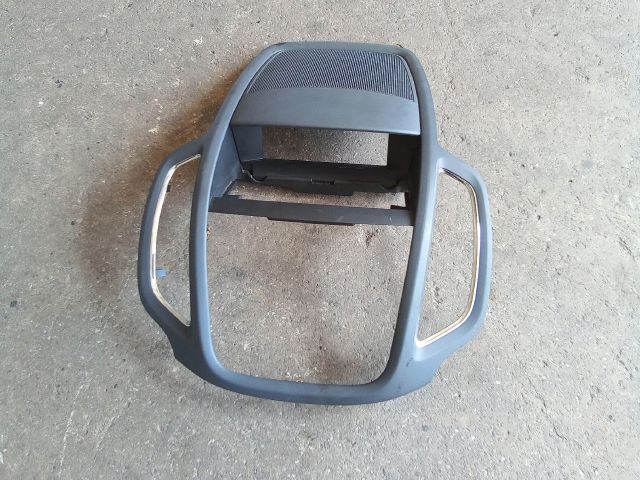 bontott OPEL ZAFIRA C Középkonzol Keret