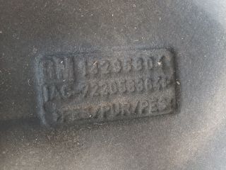 bontott OPEL ZAFIRA C Motorháztető Szigetelés