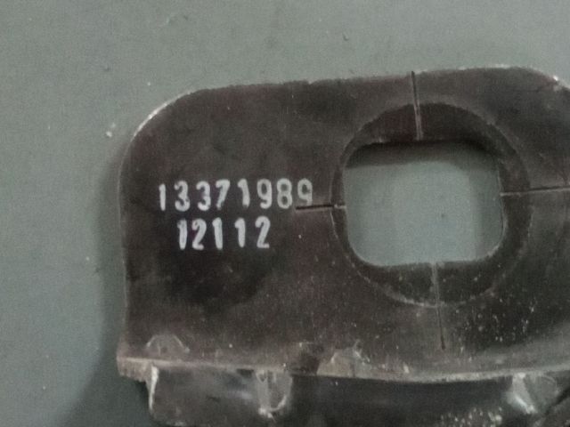 bontott OPEL ZAFIRA C Motorháztető Zárszerkezet