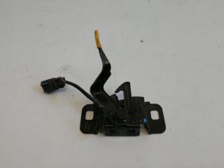 bontott OPEL ZAFIRA C Motorháztető Zárszerkezet