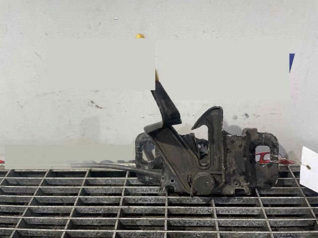 bontott OPEL ZAFIRA C Motorháztető Zárszerkezet