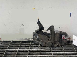 bontott OPEL ZAFIRA C Motorháztető Zárszerkezet