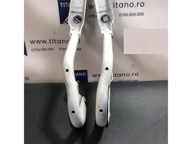 bontott OPEL ZAFIRA C Motorháztető Zsanér Pár