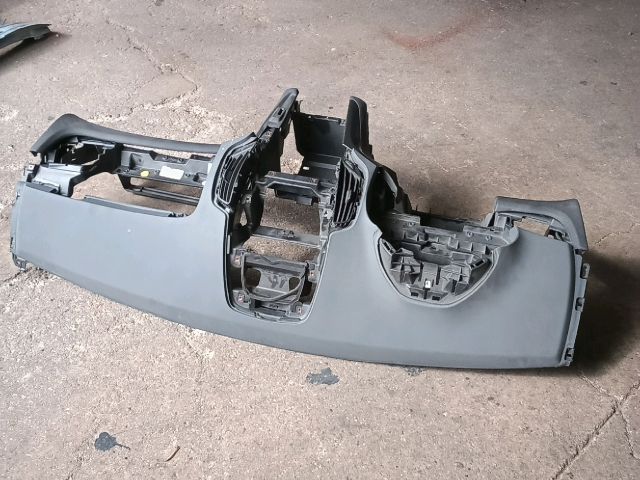 bontott OPEL ZAFIRA C Műszerfal Héj