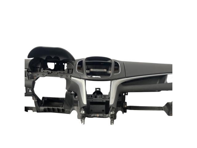 bontott OPEL ZAFIRA C Műszerfal Héj