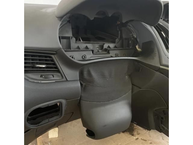 bontott OPEL ZAFIRA C Műszerfal Héj