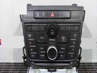 bontott OPEL ZAFIRA C Rádió / CD