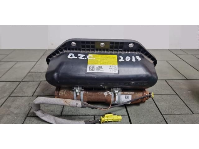 bontott OPEL ZAFIRA C Utasoldali Légzsák