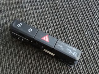 bontott OPEL ZAFIRA C Vészvillogó Kapcsoló