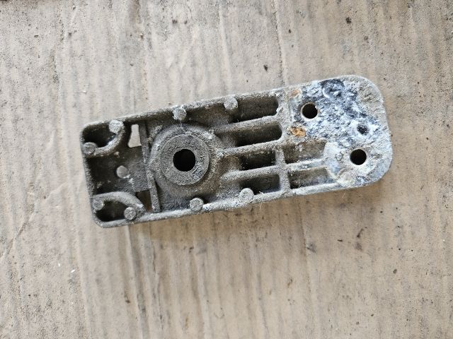 bontott OPEL ZAFIRA C Vízhűtő Radiátor Tartó