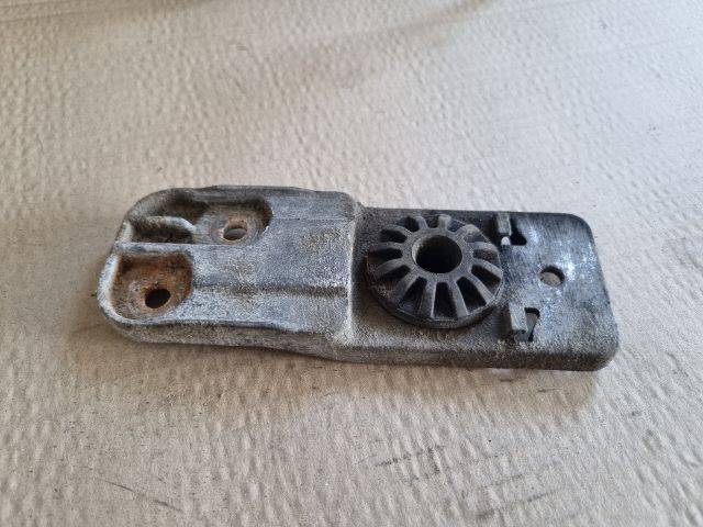 bontott OPEL ZAFIRA C Vízhűtő Radiátor Tartó