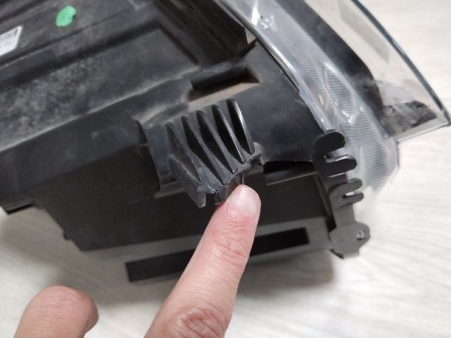 bontott OPEL ZAFIRA LIFE Bal Fényszóró