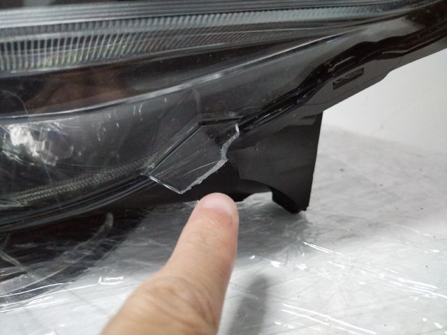 bontott OPEL ZAFIRA LIFE Bal Fényszóró