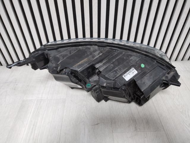 bontott OPEL ZAFIRA LIFE Bal Fényszóró