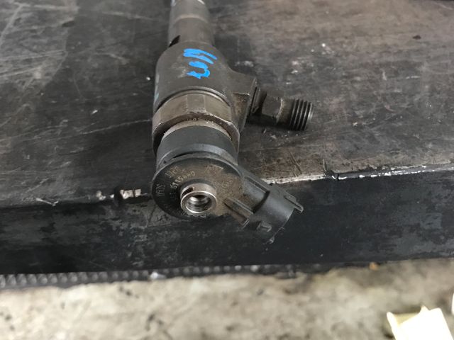 bontott PEUGEOT 1007 Porlasztó (1 db)