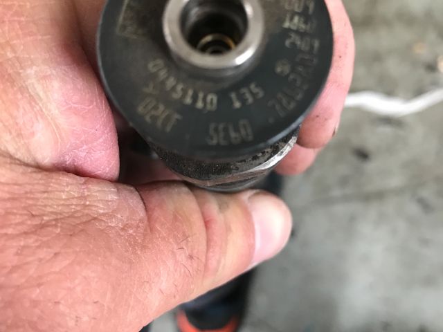 bontott PEUGEOT 1007 Porlasztó (1 db)