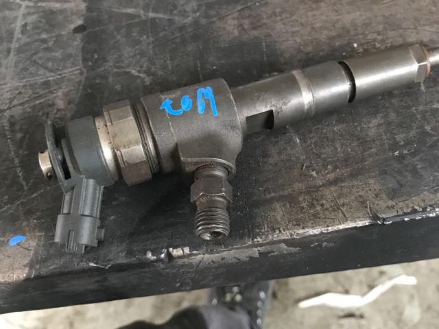 bontott PEUGEOT 1007 Porlasztó (1 db)