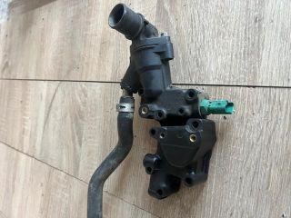 bontott PEUGEOT 1007 Hengerfej Vízkivezető