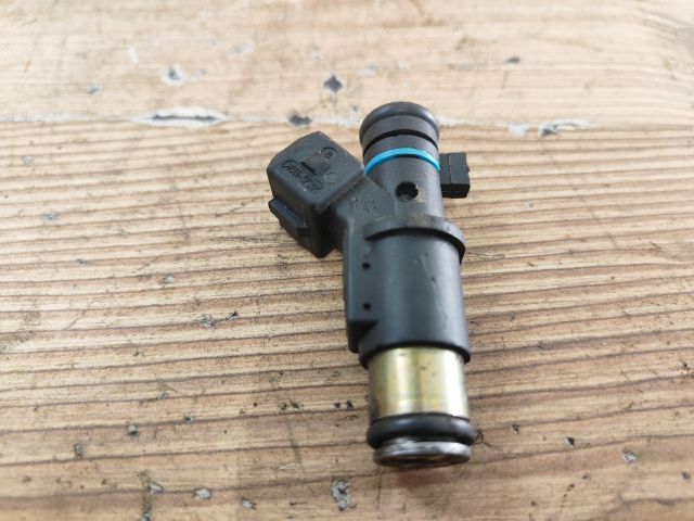 bontott PEUGEOT 1007 Porlasztó (1 db)