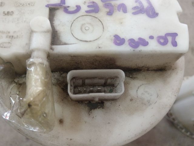 bontott PEUGEOT 1007 Üzemanyag Szivattyú