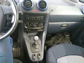 bontott PEUGEOT 1007 Biztosítéktábla Motortér