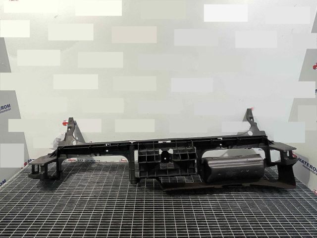 bontott PEUGEOT 1007 Homlokfal (Üres lemez)