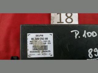 bontott PEUGEOT 1007 Bal első Ajtó Vezérlőegység