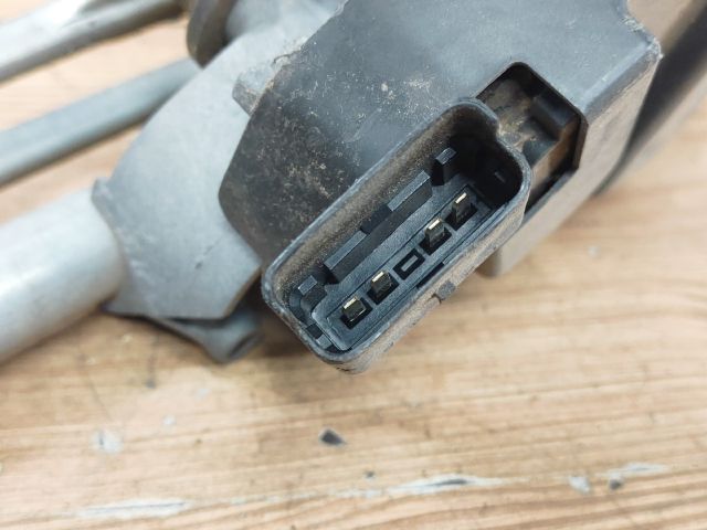 bontott PEUGEOT 1007 Első Ablaktörlő Szerkezet Motorral