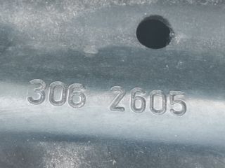 bontott PEUGEOT 1007 Első Lökhárító Merevítő (Fém)