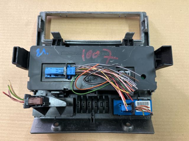 bontott PEUGEOT 1007 Fűtéskapcsoló (digit klímás)