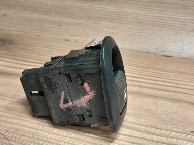 bontott PEUGEOT 1007 Jobb első Ablakemelő Kapcsoló