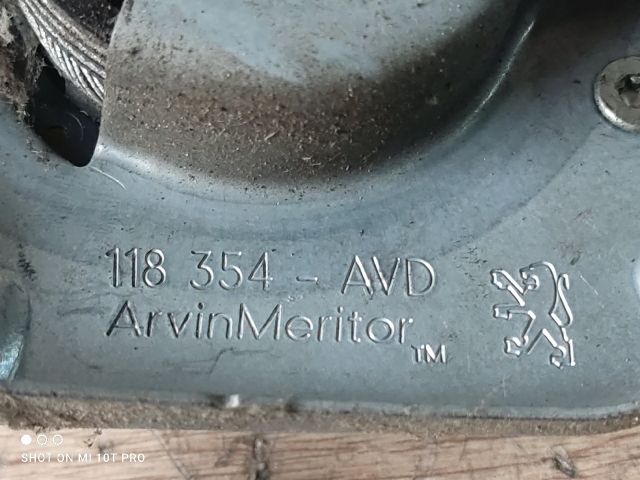 bontott PEUGEOT 1007 Jobb első Ablakemelő Szerkezet (Elektromos)