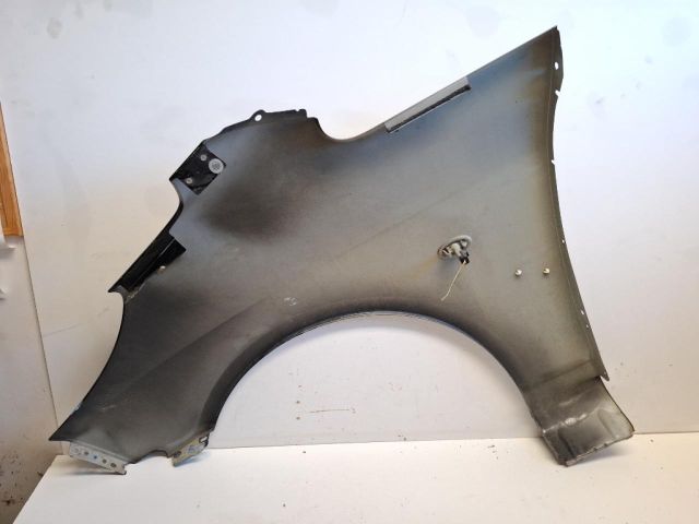 bontott PEUGEOT 1007 Jobb első Sárvédő