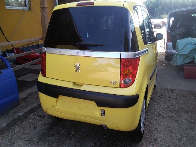 bontott PEUGEOT 1007 Jobb Fényszóró