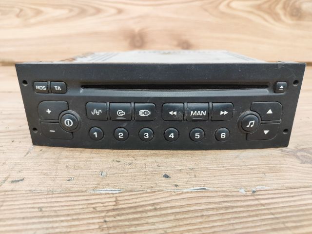 bontott PEUGEOT 1007 Rádió / CD
