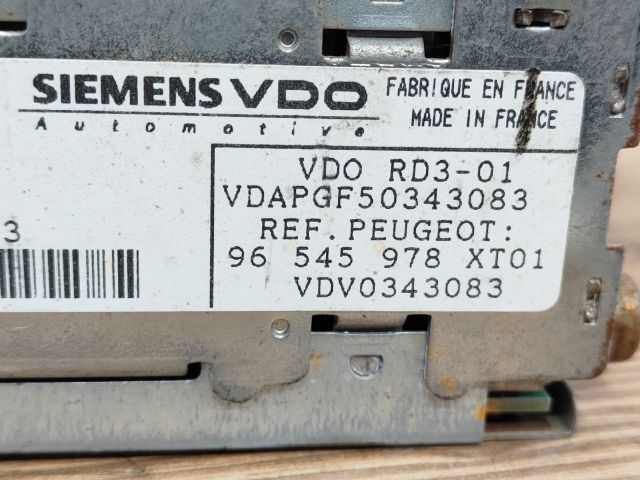 bontott PEUGEOT 1007 Rádió / CD