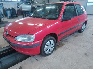 bontott PEUGEOT 106 Homlokfal (Üres lemez)