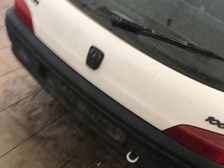 bontott PEUGEOT 106 Jobb hátsó Lengéscsillapító