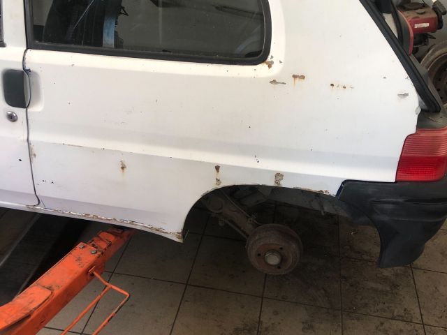 bontott PEUGEOT 106 Tank