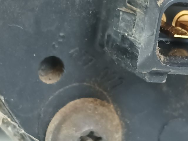 bontott PEUGEOT 106 Központi Injektor