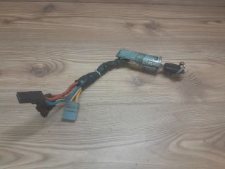 bontott PEUGEOT 106 Gyújtáskapcsoló