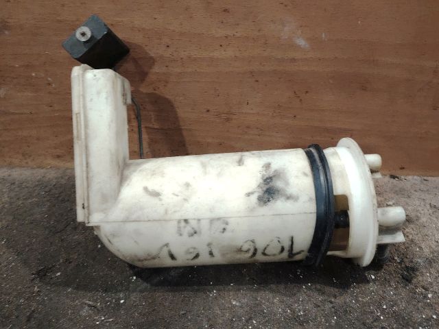 bontott PEUGEOT 106 Üzemanyag Szivattyú